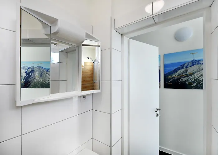 Bel * タトランスカ・ ロムニツァ